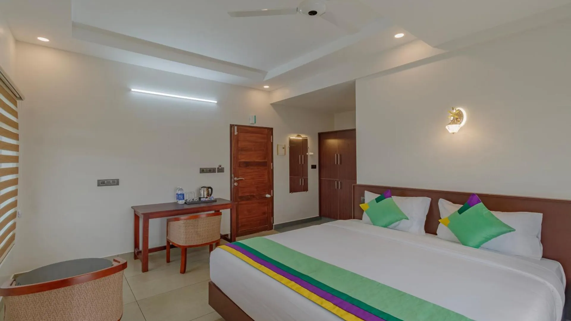 Treebo Amigos Residency Cochin Airport Hotel Kochi